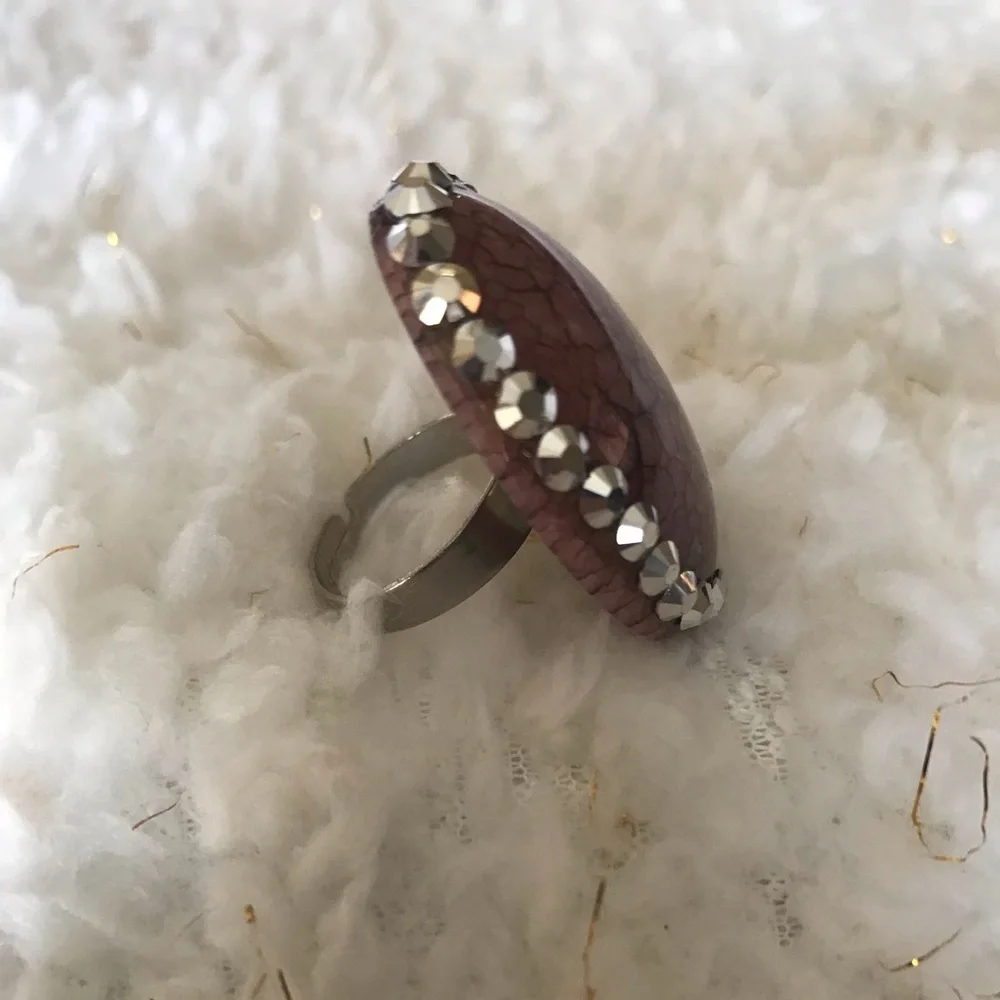Ring - Picture 2 of 3